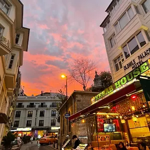 Hotel Oldmile Palace ***
