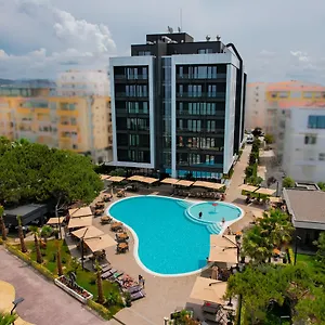 https://supreme-hotel-spa.albaniahotels.org