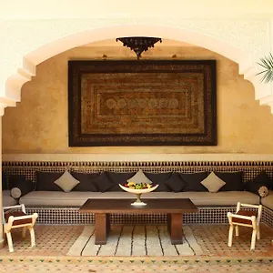 Riad Ilayka *****
